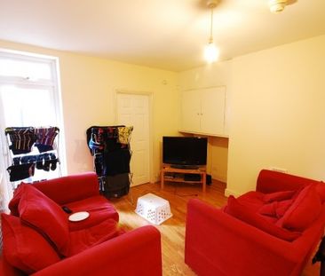 3 Bed - Helmsley Road, Sandyford - Photo 5