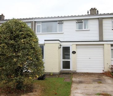 3 bedroom House To Let - Photo 2