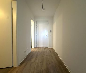 Neubau! Stilvolle 2-Zimmer-Penthousewohnung mit Terrasse & Einbaukü... - Photo 6