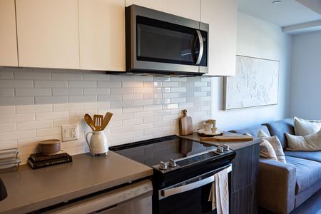 18 Hamilton Ave N, Hintonburg - Mechanicsville, Ottawa, ON - Photo 3