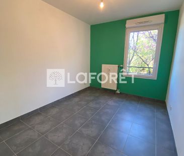 Appartement 3 pièces 65m2 MARSEILLE 13EME 994 euros - Photo 6