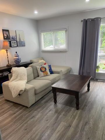 For Lease - 3578 Queenston Drive, Mississauga, Ontario - Photo 2