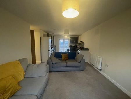 2 bedroom apartment to rent - Photo 3