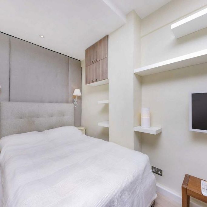 Studio to rent - Photo 1
