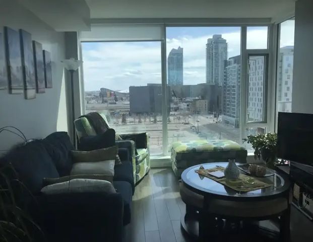 Downtown 2 bedroom Apartment | 510 6th Ave SE, Calgary - Photo 1