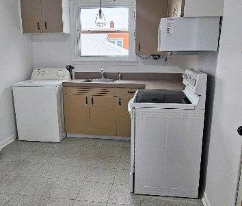 3-1/2 Université de Sherbrooke Électros Chauffé WI-FI - Photo 2