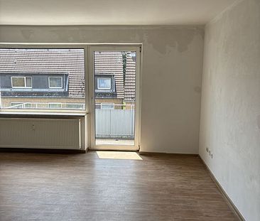 Freundliche und gepflegte 2-Zimmer-Wohnung mit Balkon in Hürth - Photo 4