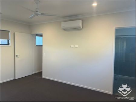 Beautiful 4-Bedroom Family Home in the Heart of Coomera - Photo 2