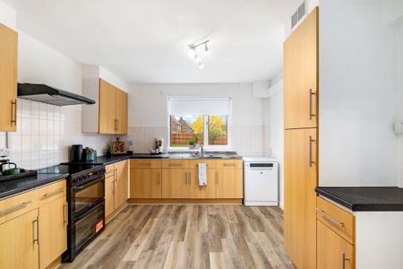 Lancaster Drive - Photo 5