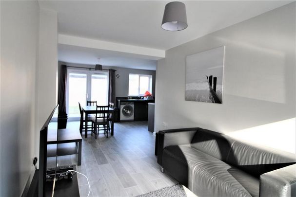 6 bedroom private hall to rent - Photo 1