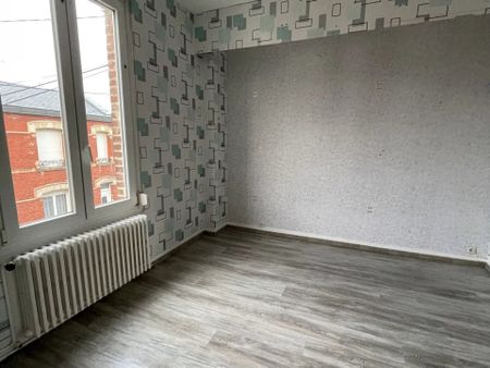 Location Appartement 3 pièces 60 m2 à Saint-Quentin - Photo 2