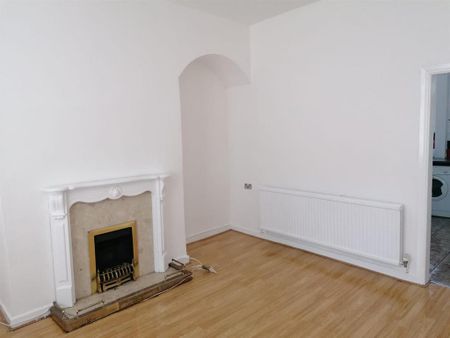 2 bedroom terraced house to rent - Photo 2
