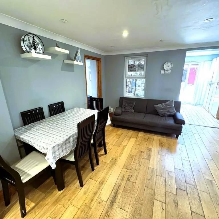 Room in a Shared House, Uphall Road, IG1 - Photo 1