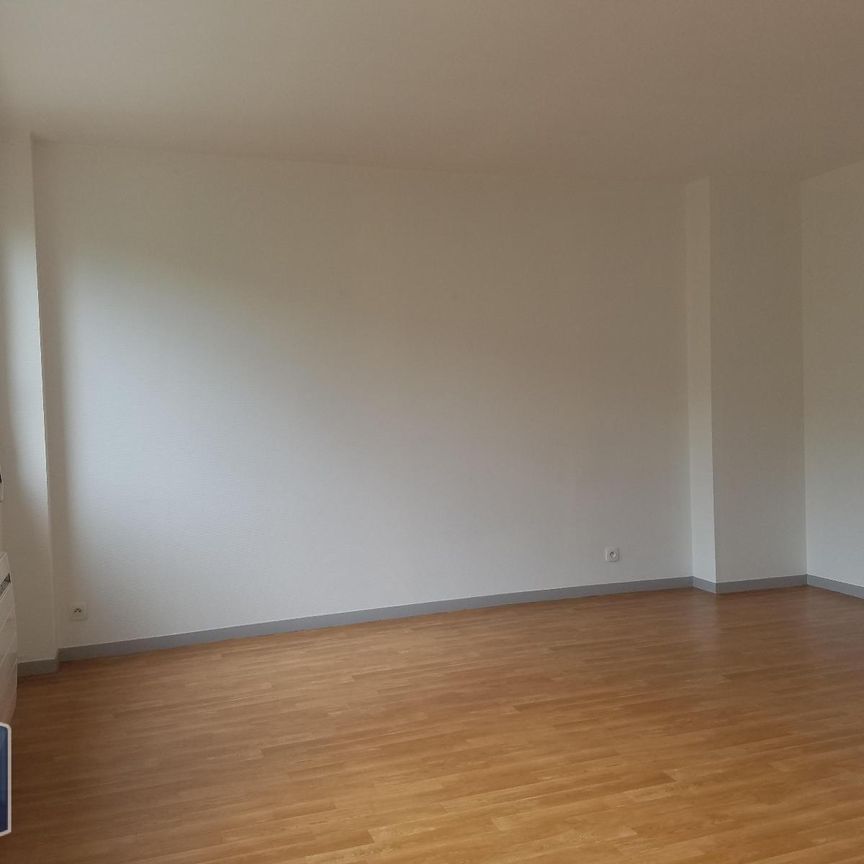 Location Appartement 1 pièce 27m² CHATEAUROUX 36000 - Photo 1