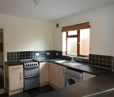 5 Bed Terraced House, Milton Road, SO15 - Photo 6