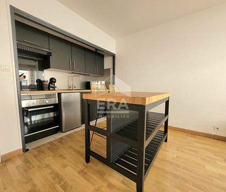 LOCATION PAU - TOUT COMPRIS - T1 meublé de 30m² rénové avec balcon - Photo 4