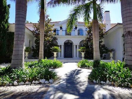 5 bedroom luxury Villa for rent in Marbella, Andalusia - Photo 4