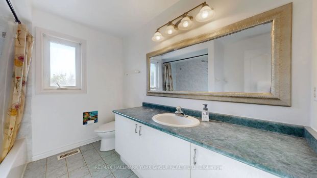 Detached Home For Lease | N9244586 - Photo 1