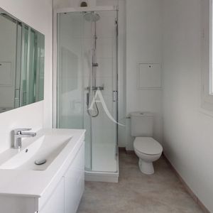 Location Appartement 1 pièce 29m² - Photo 3