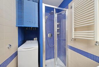 Vicolo del Cinque, Rome, Lazio 00153