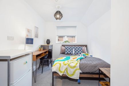 Church Road, Stockingford, Nuneaton, CV10 8LG - Photo 4