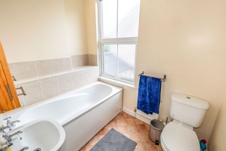 4 bedroom property to rent Chandos Street, Leamington Spa, CV32 - Photo 2