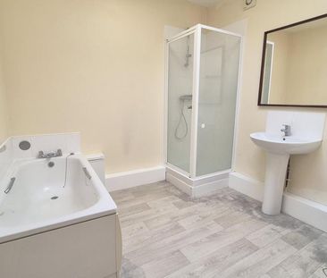 3 bedroom detached house to rent - Photo 5