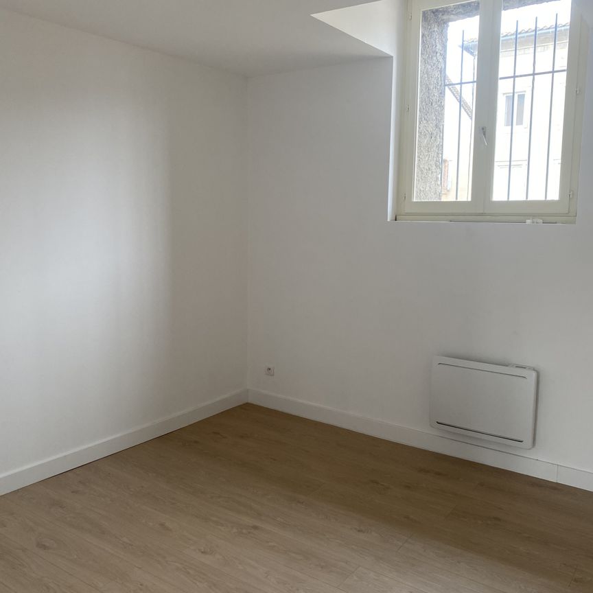 Location Appartement 1 pièce 32m² CARCASSONNE 11000 - Photo 1