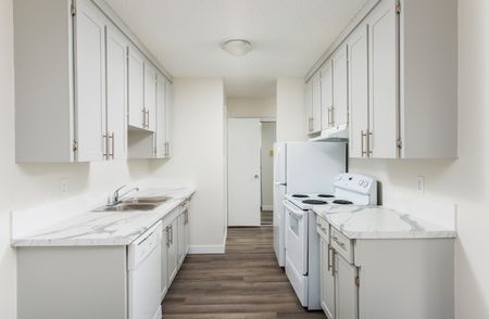 Beaumont Place Apartments - Photo 4