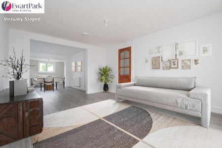 3 bedroom detached house to rent - Photo 2