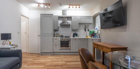 1 bedroom apartment to rent - Photo 2