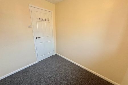 Primrose Close, THETFORD - Photo 4