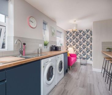 1 bedroom in a house share to rent - Photo 6