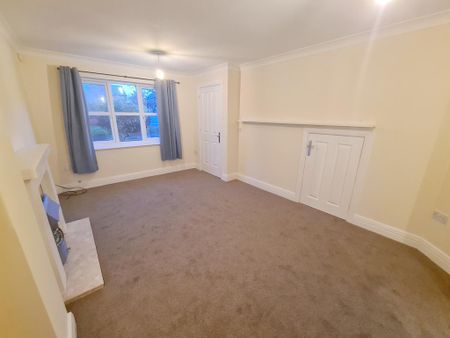 3 bedroom semi-detached house to rent - Photo 3