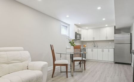 For Lease - 1151 Lindsay Drive, Oakville, Ontario - Photo 4