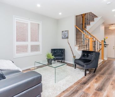 For Lease - 32 Trumpet Valley Boulevard, Brampton, Ontario - Photo 6