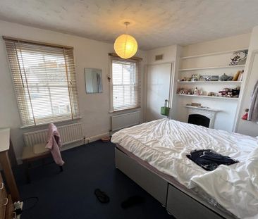 3 bedroom terraced house to rent - Photo 4