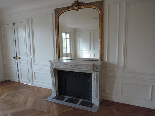 Appartement de réception Parc Monceau, place de la République Dominicaine - Photo 1