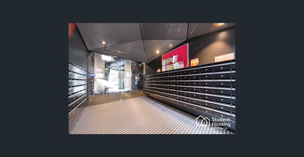MiCasa8 - Large Studio apartments! - Student Accommodation in Melbourne - Photo 1