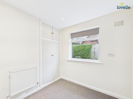 4 bedroom detached bungalow to rent - Photo 3