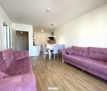 Möblierte 2-Zimmer-Wohnung im 3. Liftstock mit Freifläche in U6-Nähe - Foto 3