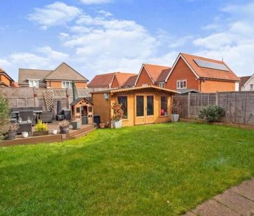 4 bedroom detached house to rent - Photo 2