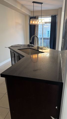 For Lease - 5 Antibes Drive, Brampton, Ontario - Photo 2