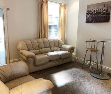 4 bedroom house share to rent - Photo 4
