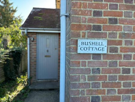 4 bedroom detached house to rent - Photo 3