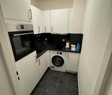 möblierte 2 Zimmer Wohnung mit Tiefgarage+EBKin OF Bieber - Foto 6