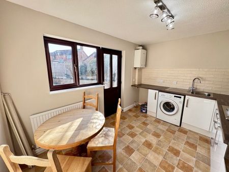 Courtney Close, Wollaton, NG8, Property for rent - Photo 3