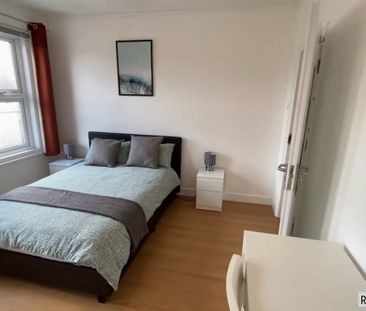 2 bed Flat in 21 Macklin Street , London, WC2B 5NN - Photo 3