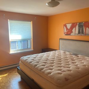 2 bedroom fully furnished unit in southeast Burlington - Photo 2