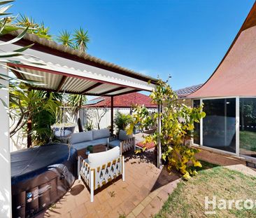 Lovely Family Home! - Photo 1